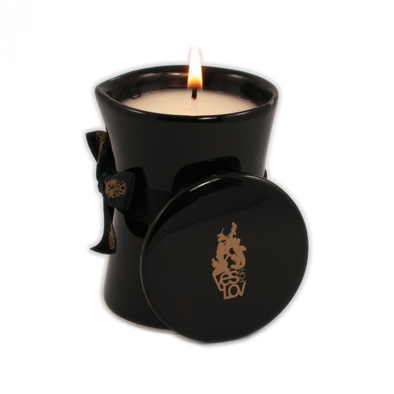 Массажная свеча Titillating Massage Candle
